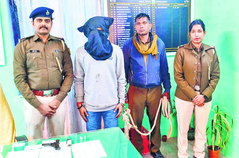Chhapra News : अंतरराज्यीय अपराधी देसी पिस्टल, कारतूस व चाकू के साथ गिराफ्तार