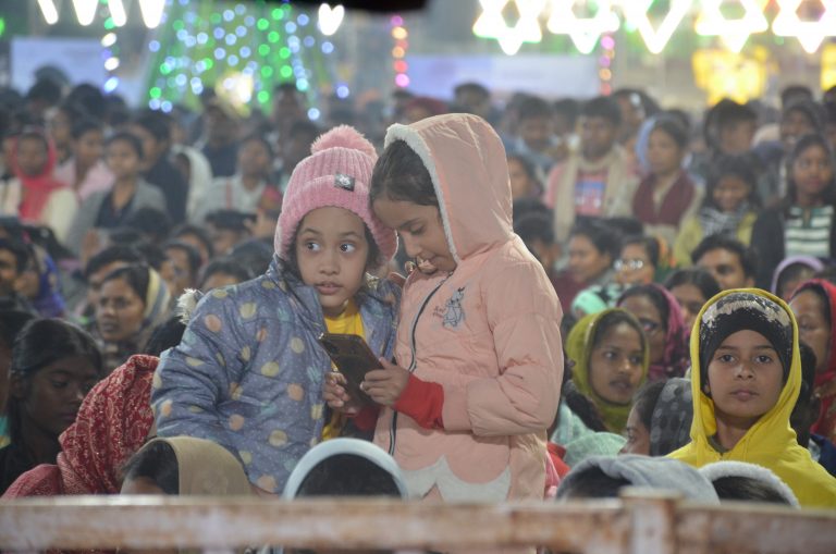 ranchi news : लोयला मैदान में क्रिसमस के आगमन उत्सव का उजास