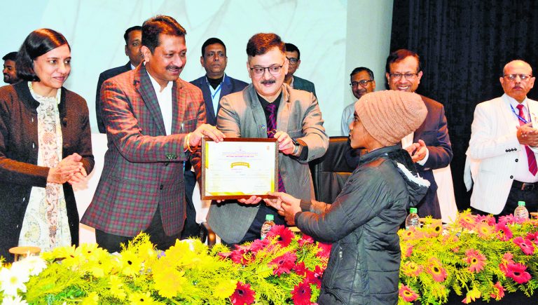तकनीकी शिक्षा के लिए नहीं जाना होगा बाहर