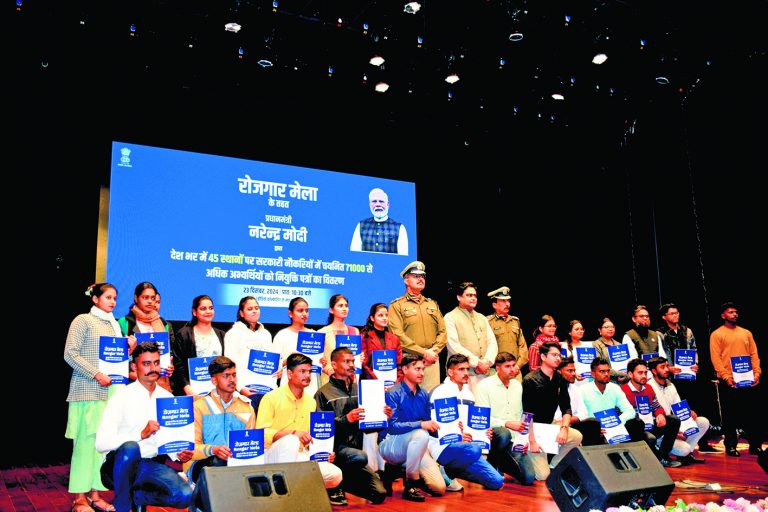 रोजगार मेलों ने सरकारी नियुक्ति प्रक्रिया में पारदर्शिता सुनिश्चित की है: शांतनु ठाकुर