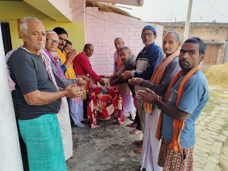 Madhubani News : पूर्व पीएम की जयंती पर शताब्दी समारोह आयोजित