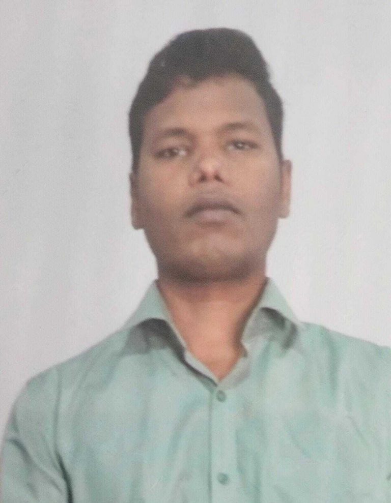 शेयर में नुकसान पर छात्र ने गले में फंदा लगा की आत्महत्या