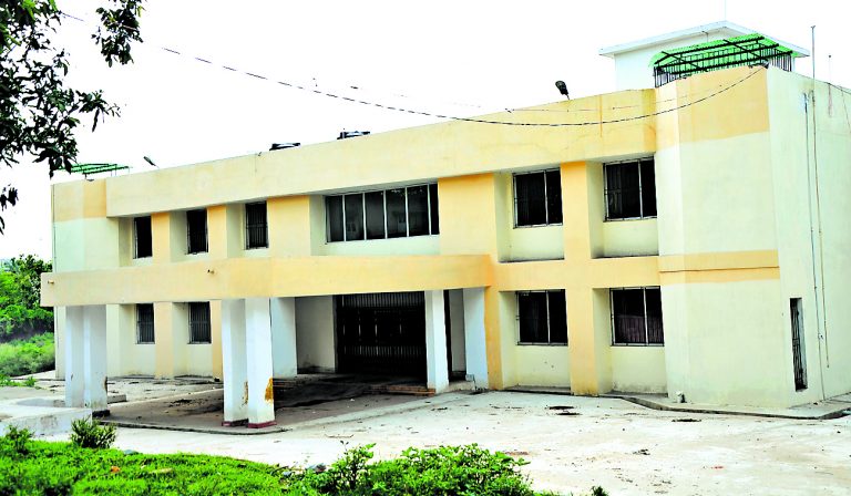 Dhanbad News : सदर अस्पताल में मरीजों को मिलेगी कंप्यूटराइज्ड डॉक्टर पर्ची