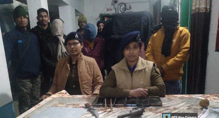 पुलिस ने लोडेड पिस्टल, कारतूस के साथ आधा दर्जन अपराधियों को किया गिरफ्तार