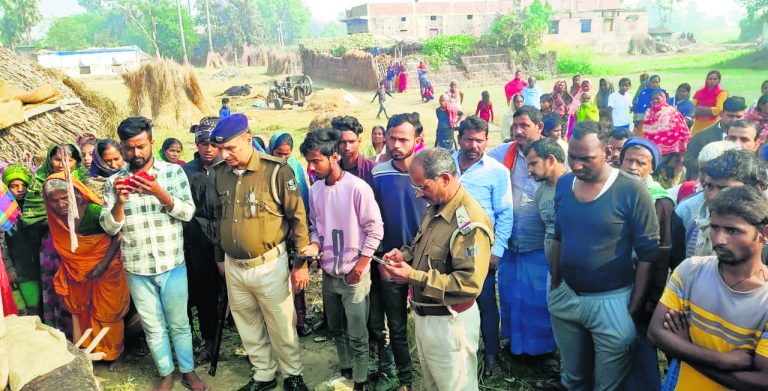 अज्ञात वाहन की टक्कर से युवक पोल में टकराया, मौत