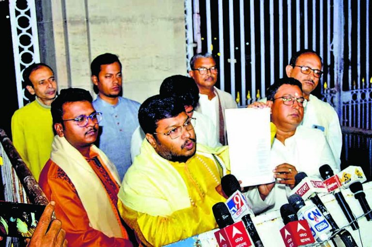 राज्यपाल से अमरेंद्र ब्रह्मचारी विश्व सेवा संघ के प्रतिनिधिमंडल ने की मुलाकात