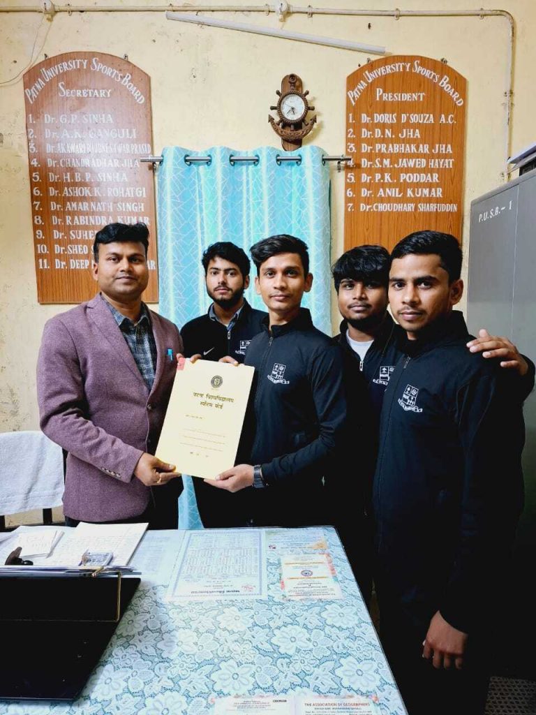 पीयू : ऑल इंडिया योग प्रतियोगिता में प्रभात कुमार को मिला दूसरा स्थान