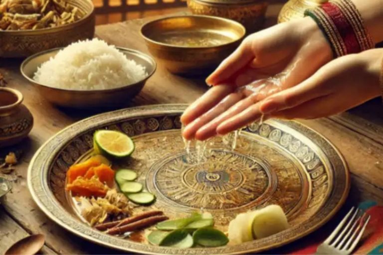Vastu Tips : खाने के बाद थाली में हाथ धोने से हो सकता है बड़ा नुकसान, जानें क्यों