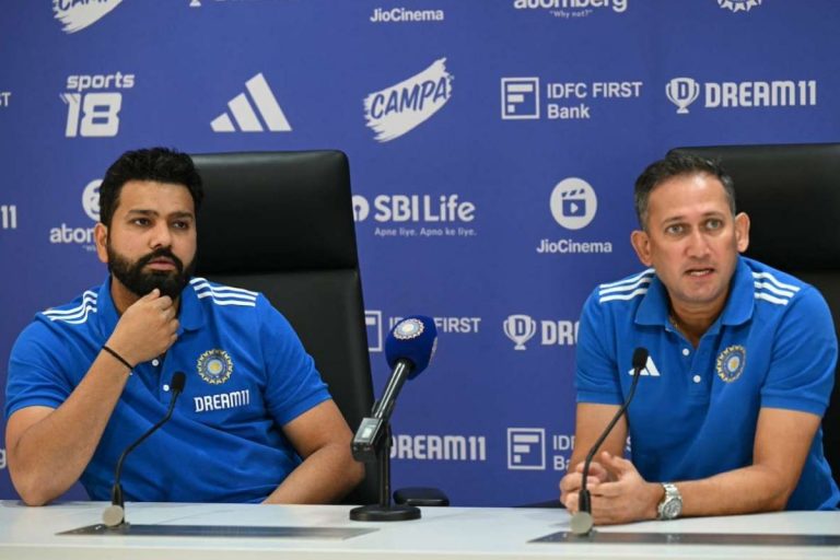 Champions Trophy 2025: चैंपियंस ट्रॉफी के लिए भारतीय टीम की घोषणा, रोहित शर्मा कप्तान, श्रेयस अय्यर की वापसी, शुभमन गिल बने उपकप्तान
