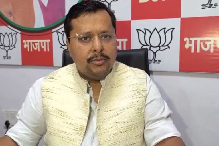 RJD नेताओं का बाहर निकलना हो जाएगा मुश्किल, जानें नीतीश के मंत्री ने क्यों कही ये बात?