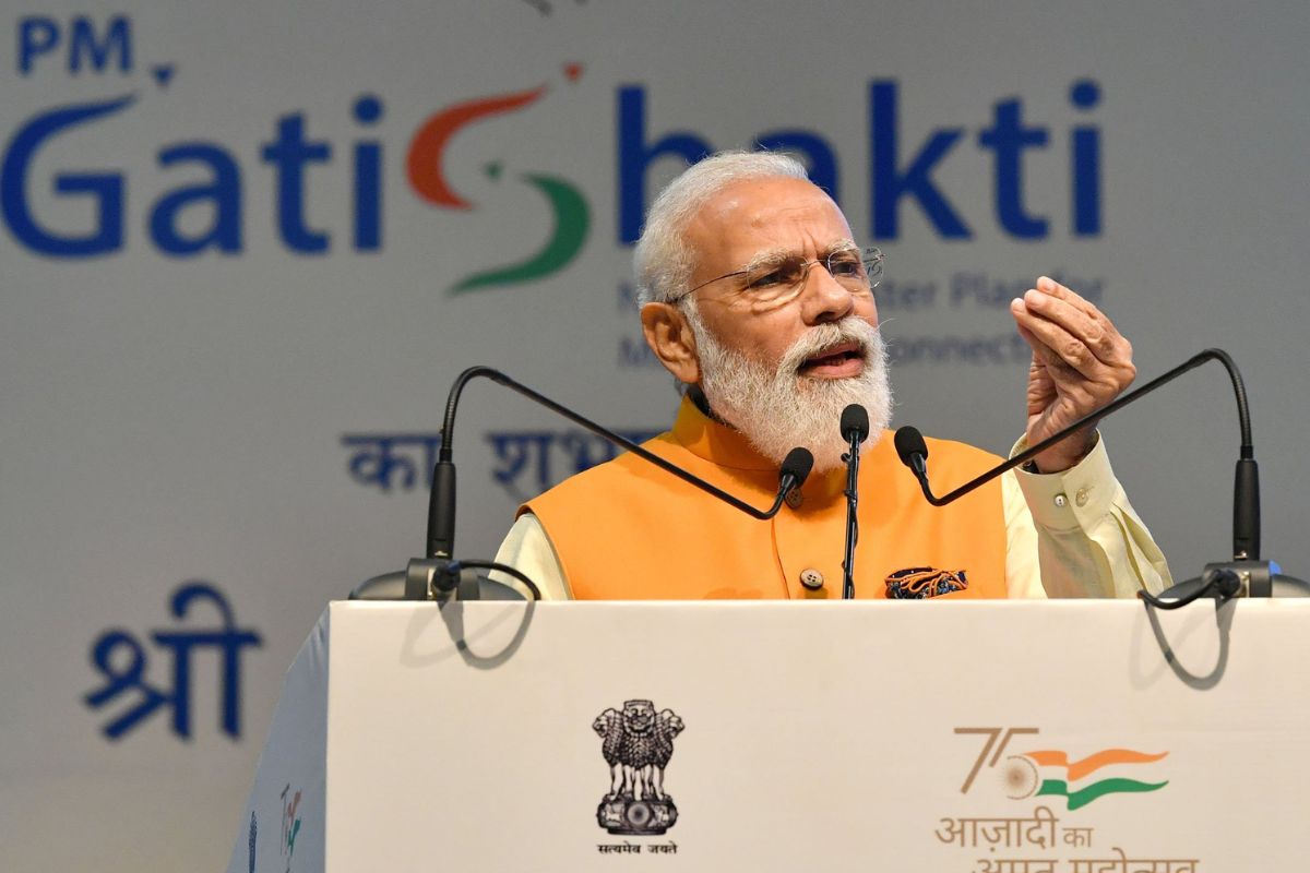 प्रधानमंत्री गति शक्ति योजना पर अपनी बात रखतें पीएम मोदी