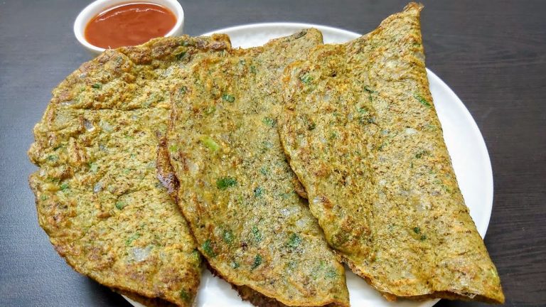 Weight Loss Recipe : वजन को घटाएं आसानी से, रोज की डाइट में एड करें ये स्प्राउट पालक चीला