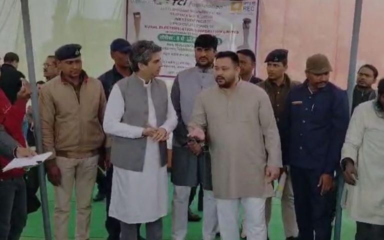 Bihar Politics: कयासों के बीच तेजस्वी यादव ने आगे का प्लान कर दिया साफ, बोले- खुद के दम पर बनायेंगे सरकार