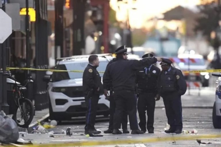 अमेरिका के न्यू ऑरलियन्स में आतंकी हमला, 15 की मौत, ISIS का झंडा बरामद