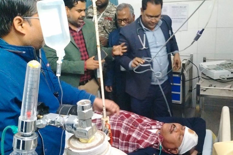 Video: सासाराम के सांसद पर कैमूर में हुआ हमला, रास्ता जाम करने के विवाद में हुआ बवाल