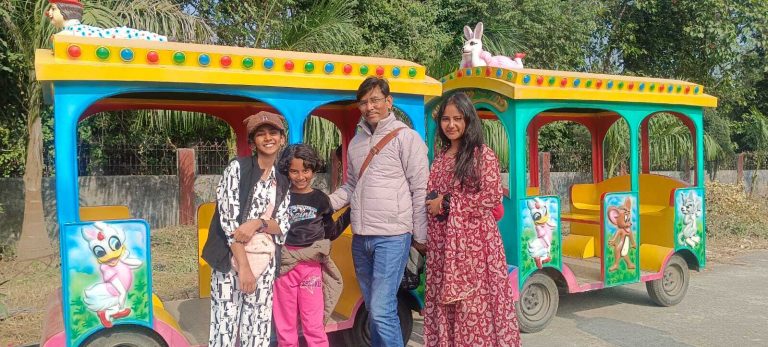 धूमधाम से नये साल का हुआ आगाज, पार्क व पिकनिक स्पॉट रहे गुलजार