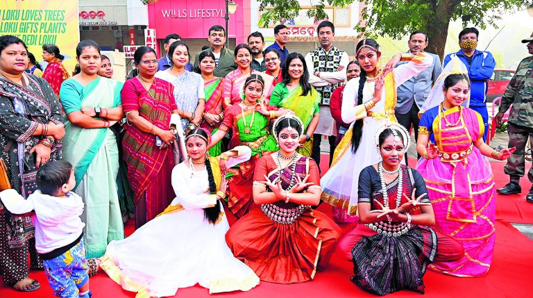 Bhubaneswar News: भुवनेश्वर में 18वें पथ उत्सव की हुई वापसी, ओडिशा की सांस्कृतिक झलक दिखी