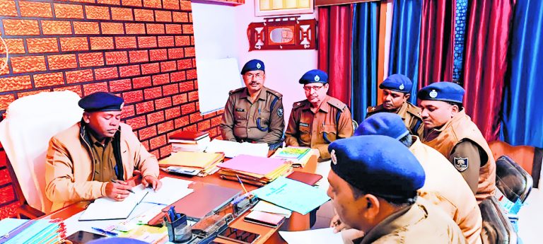 Gopalganj News  : यूपी-बिहार के शराब तस्कर, पेशेवर बदमाश और भू-माफियाओं का अब गुंडा पंजी में नाम होगा दर्ज