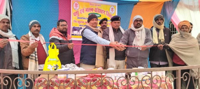 खाड़ा पंचायत में पशु बांझपन निवारण शिविर का हुआ आयोजन