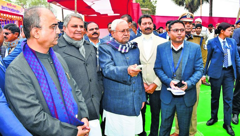 Saran News : जीविका के माध्यम से आत्मनिर्भर हो रही हैं महिलाएं : मुख्यमंत्री
