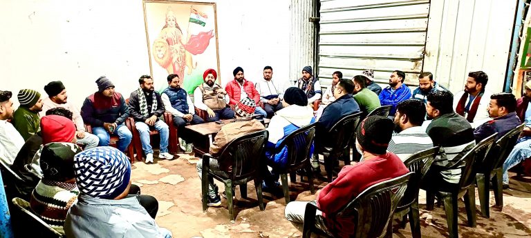 Jamshedpur News : स्वामी विवेकानंद के आदर्शों को आत्मसात करें युवा शक्ति : अमरप्रीत सिंह काले