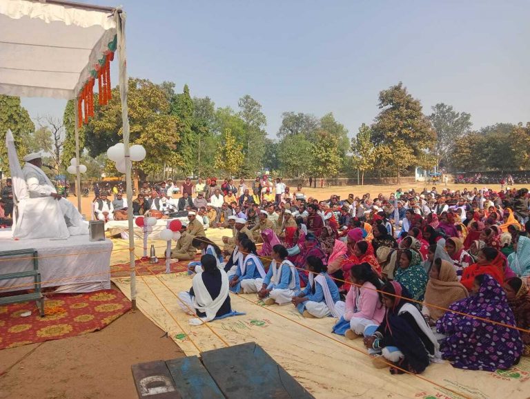 Giridih News :सद्गुरु को देह समझना भूल और अज्ञान है : अरुण पाटिल