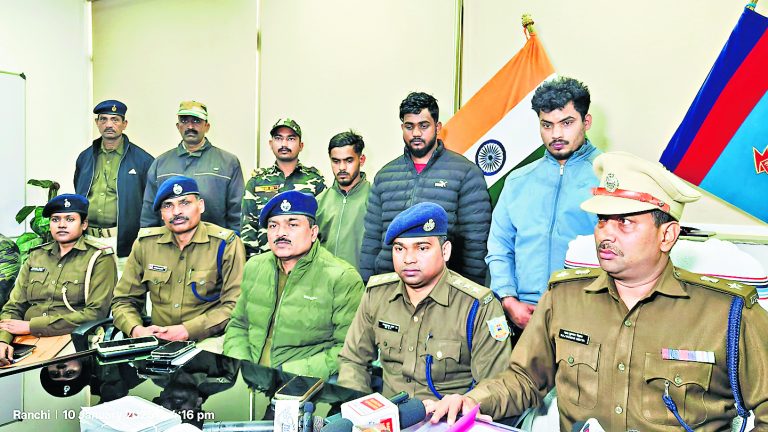 Ranchi News : ब्राउन शुगर की तस्करी करने वाला सरगना कन्हैया सहित तीन गिरफ्तार