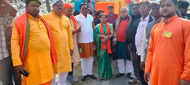 रामलला के प्राण प्रतिष्ठा के प्रथम वर्षगांठ पर निकाली गयी कलश शोभा यात्रा