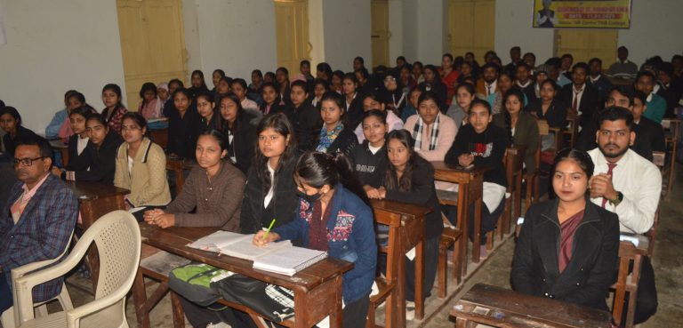डॉ मनमोहन सिंह के प्रयास से देश को आर्थिक आजादी मिली