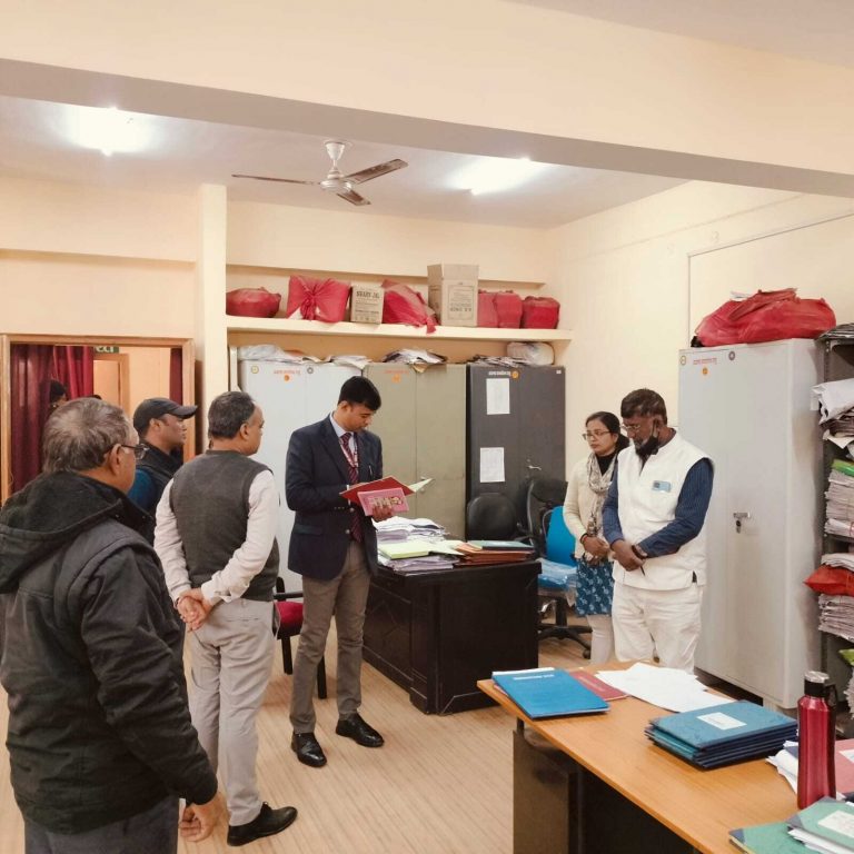 अंचल अधिकारी लंबित म्यूटेशन का जल्द करें निपटारा : एसडीओ