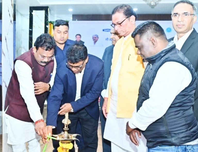 Jamshedpur news. गो विपणन सहायता व गिफ्ट मिल्क कार्यक्रम का राष्ट्रपति ने किया वर्चुअल शुभारंभ