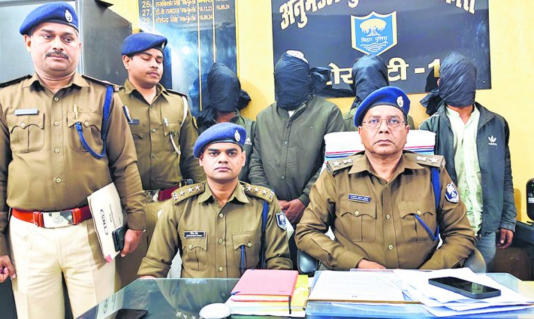 Gaya News : रंगदारी को लेकर नोक-झोंक के बाद मुंशी की हुई थी हत्या