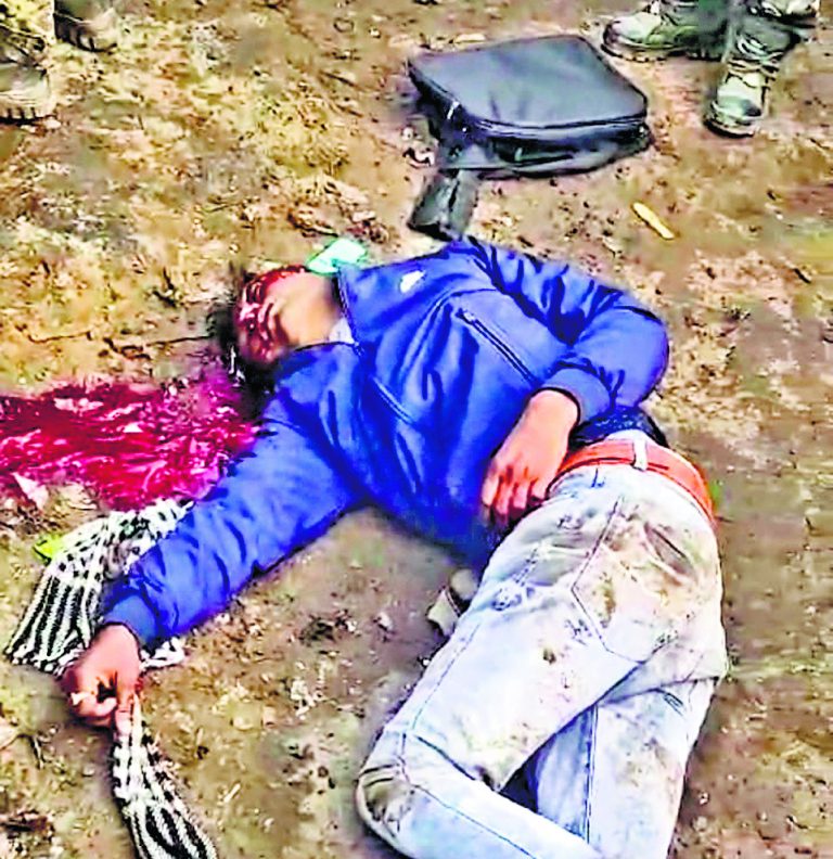 Lohardaga Crime News : कुड़ बस स्टैंड में फायरिंग, गवाह को मारने पहुंचे अपराधी को लगी गोली