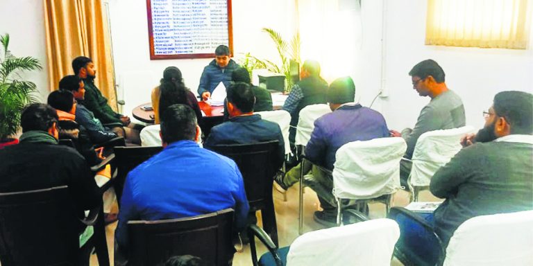 70 वर्ष से अधिक उम्र वाले भी बनवा सकते हैं आयुष्मान कार्ड : बीडीओ, डुमरांव