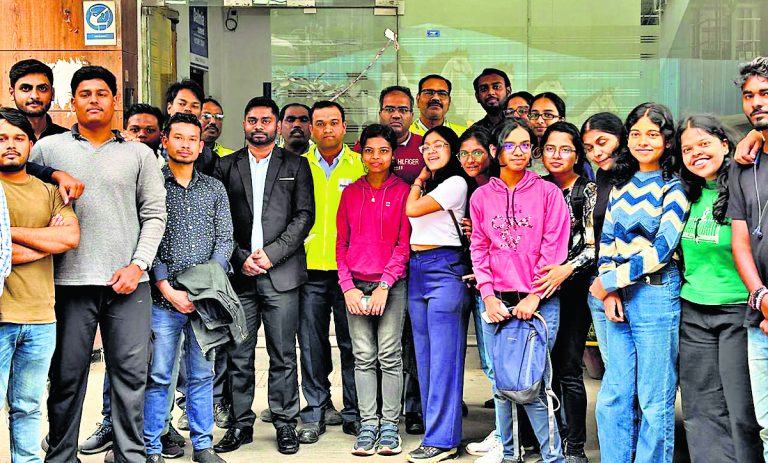 Rourkela News: एनआइटी राउरकेला के छात्रों ने डालमिया सीमेंट का किया दौरा, उन्नत सीमेंट निर्माण की प्रक्रिया से रूबरू हुए