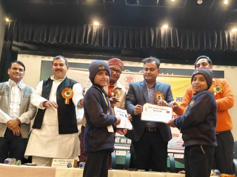 Lakhisarai news : प्रतिभा को अवसर प्रदान करने की है जरूरत : डीएम