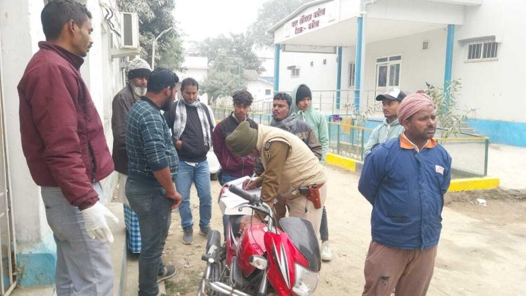 ट्रैक्टर के नीचे दब कर चालक की मौत