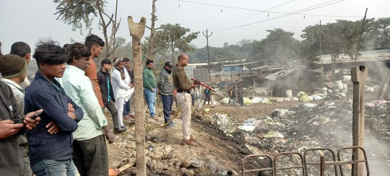 Darbhanga News: कचरा गोदाम में लगी भीषण आग, तीन करोड़ का कबाड़ खाक