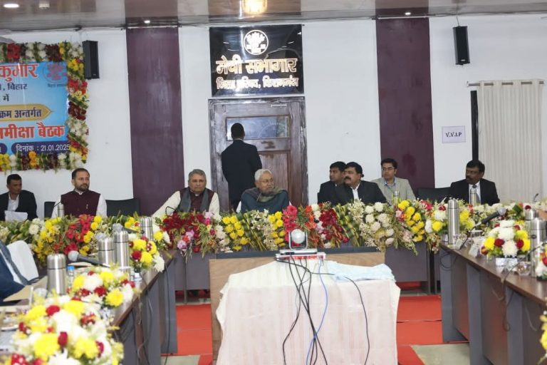 जिले में चहुंओर किये जा रहे विकास के कार्य : सीएम