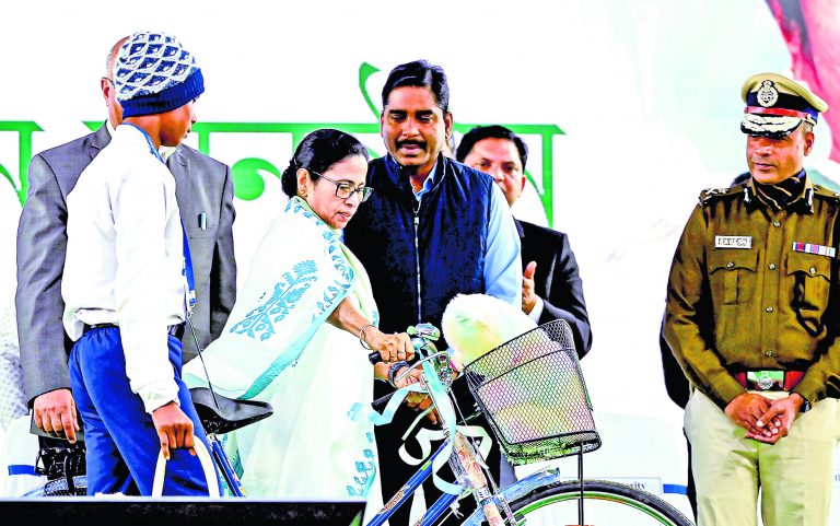 सीमावर्ती इलाकों में किसी प्रकार की समस्या हो, तो वहां न जायें : सीएम