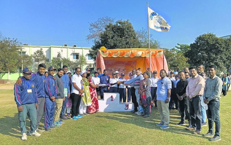 Rourkela News: खेलकूद महोत्सव में जिज्ञासा, आलोक, माइकल व अंजलि ने जीता खिताब
