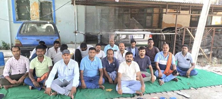 एंबुलेंस चालकों की मांग पूरी नहीं हुई, तो होगा आंदोलन