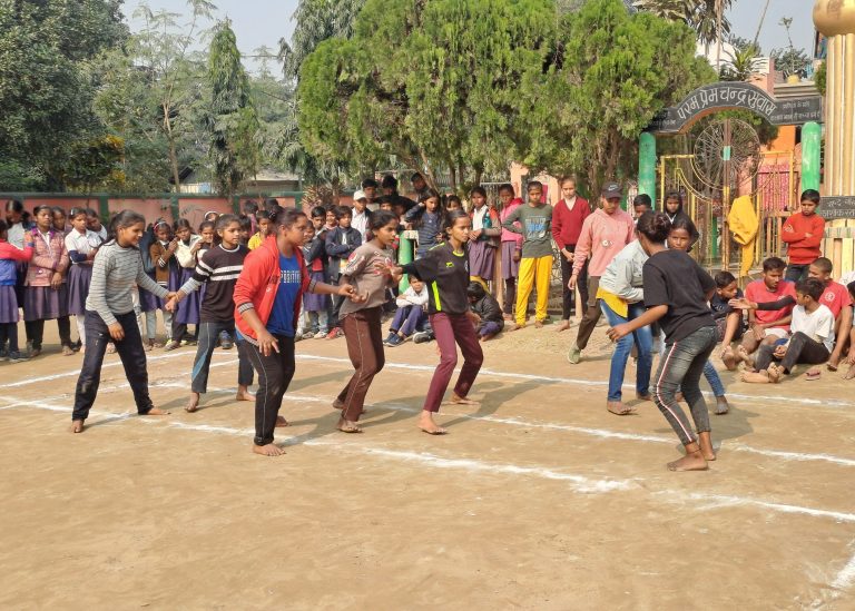 राष्ट्रीय बालिका दिवस पर प्रभात खास: हर दूसरी लड़कियों की कम उम्र में हो जाती है शादी