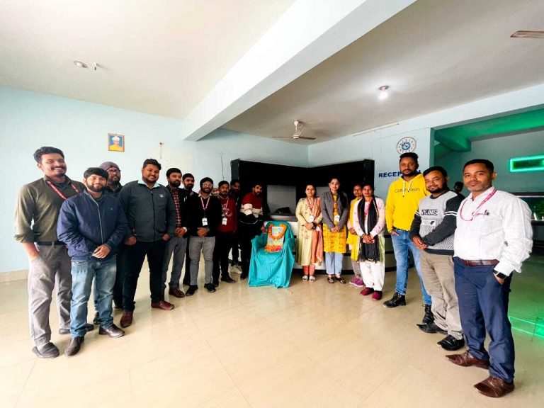 खेलकूद प्रतियोगिता में बच्चों ने लिया भाग