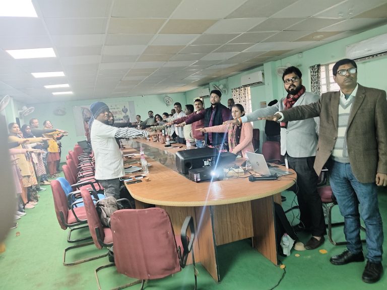 Deoghar news : फाइलेरिया सर्वजन दवा सेवन के लिए कार्यशाला का किया आयोजन, दिया प्रशिक्षण