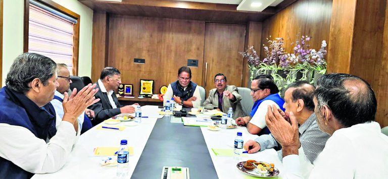 Rourkela News: हनुमान वाटिका में भक्तों के लिए बढ़ेंगी सुविधाएं, पार्किंग और मार्केट कॉम्प्लेक्स बनाने पर सहमति