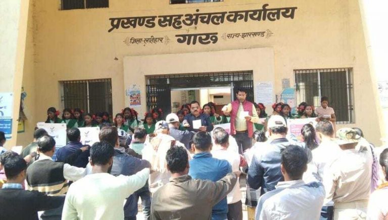 गारू में मतदाता दिवस पर कार्यक्रम का आयोजन