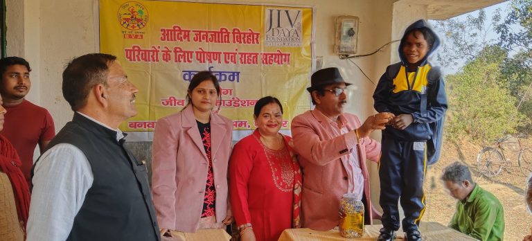 Giridih News :बिरहोरों के विकास के लिए विभागीय समन्वय जरुरी : डॉ विनय कुमार