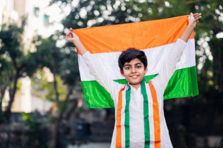 Republic Day Bhasan: गणतंत्र दिवस पर इस तरह दें भाषण, हर कोई बन जाएगा आपका फैन