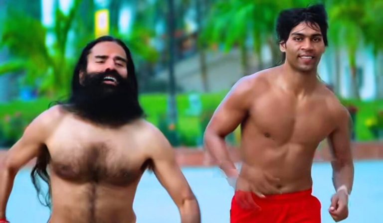 Video: बाबा रामदेव ने बिहार के ‘टार्जन बॉय’ संग लगाई दौड़, देखें रेस में कौन निकला आगे